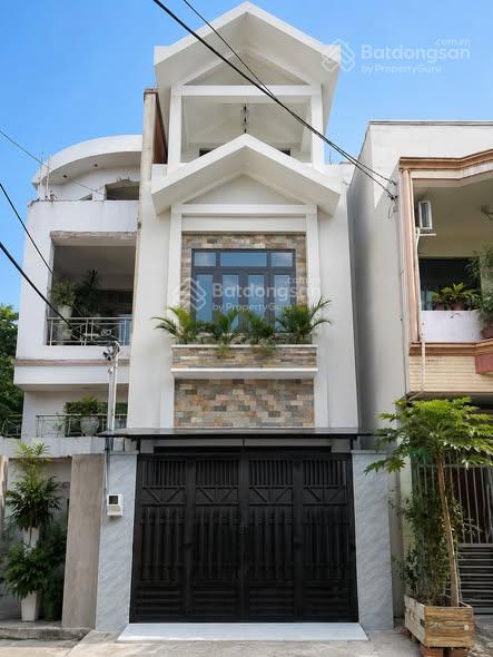 Bán nhà hẻm thông xe hơi phú thọ hòa 4x13m2 3 tầng st mới giá 6,5 tỷ