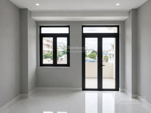 Bán nhà hẻm thông xe hơi phú thọ hòa 4x13m2 3 tầng st mới giá 6,5 tỷ
