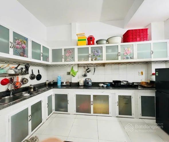 Hẻm 7m xe hơi ngủ nhà, thạch lam dt 4x14m 2 tầng mới 3pn giá 5.3 tỷ