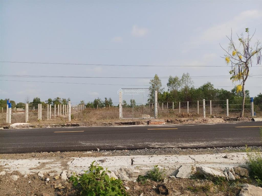 Đất bình châu, mặt tiền, toạ lạc trên đồi cát nhìn ra biển, kế bên lagoona, gần novaland bình châu