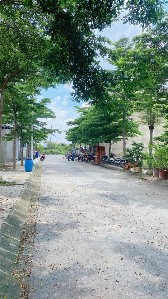 Kdc vĩnh phú 1 giai đoạn 2, chợ đầu mối thủ đức. giá chỉ tầm 2 tỷ  ký gửi mua bán  0949 468 ***