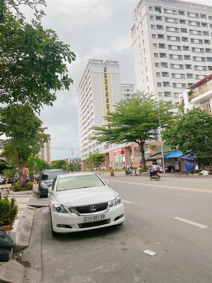 Cho thuê nhà 1 trệt 2 lầu 140m kdc bình đức sau chợ đầu mối thủ đức.