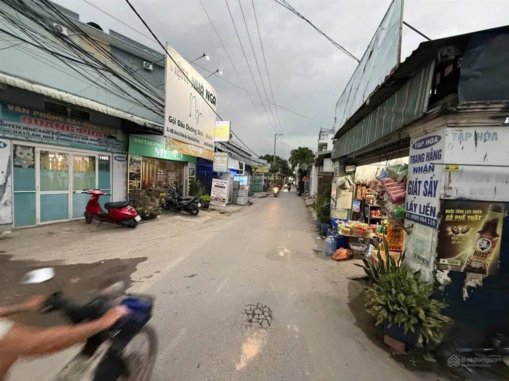 Nhà 3 lầu mặt tiền 50m2  2,5 tỷ, sổ hồng đứng chung, hỗ trợ vay ngân hàng 1,5 tỷ.