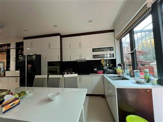 (chính chủ) cho thuê lâu dài lk gamuda. full đồ. 25 tr. chỗ để xe rộng. gần công viên