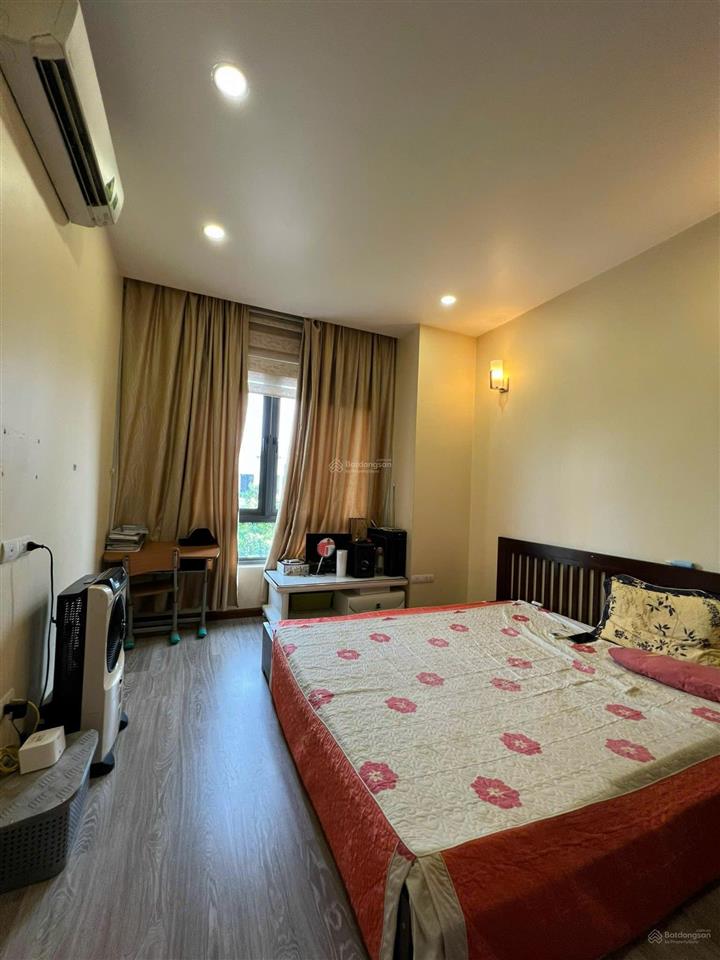 Chính chủ cho thuê lâu dài lk gamuda. full đồ. 25 tr/th. chỗ để xe rộng. gần công viên