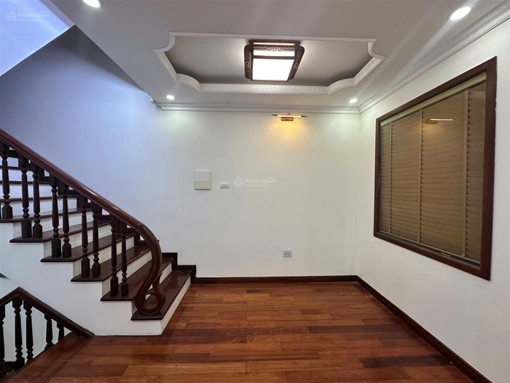 Cho thuê lk gamuda 118 m2. nội thất 5 sao. đủ đồ. 30 tr/th