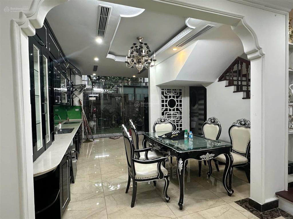 Cho thuê lk gamuda 118 m2. nội thất 5 sao. đủ đồ. 30 tr/th