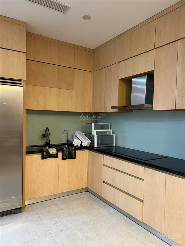 (cho thuê lâu dài) liền kề gamuda. đủ đồ. 27 tr. chỗ để xe thoải mái