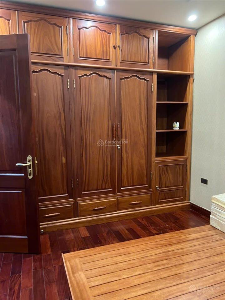 (cho thuê lâu dài) liền kề gamuda. đủ đồ. 27 tr. chỗ để xe thoải mái