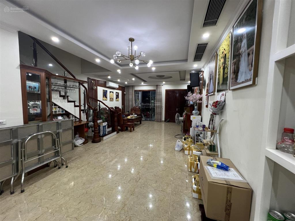 Chính chủ cho thuê liền kề gamuda. 113 m2. đồ cơ bản. giá 26 triệu