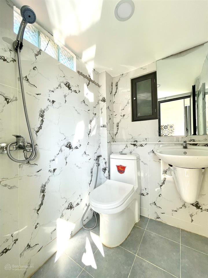 Phòng mới thoáng mát ngay âu cơ lạc long quân