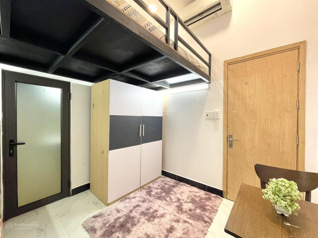 Phòng gác lửng máy giặt riêng xinh xắn ngay phan xích long, giá tốt