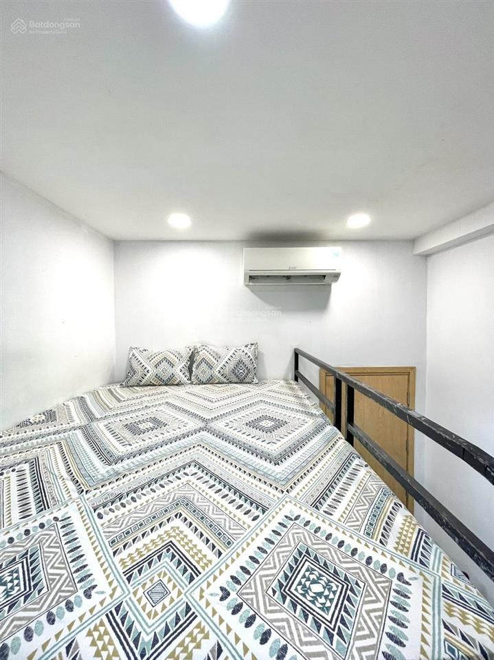 Phòng gác lửng máy giặt riêng xinh xắn ngay phan xích long, giá tốt
