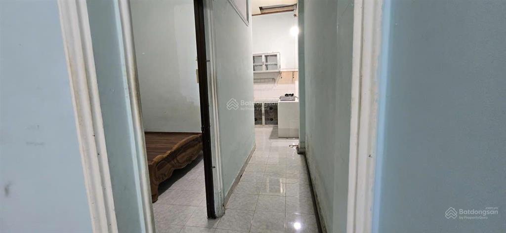 Cho thuê nhà nguyên căn hẻm đường mai văn vĩnh, quận 71 lầu 3pn, 2 máy lạnh, có sân rộng