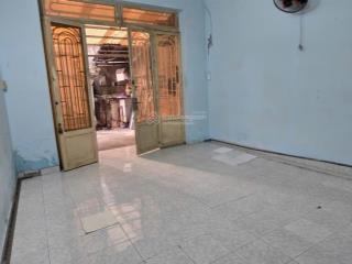 Cho thuê nhà nguyên căn hẻm đường mai văn vĩnh, quận 71 lầu 3pn, 2 máy lạnh, có sân rộng