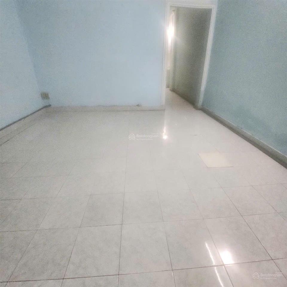 Cho thuê nhà nguyên căn hẻm đường mai văn vĩnh, quận 71 lầu 3pn, 2 máy lạnh, có sân rộng