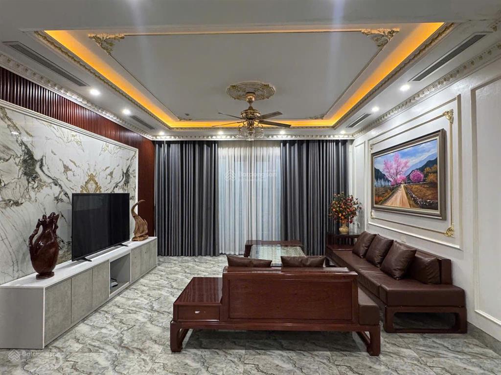 Chủ nhà cần tiền  bán đất tặng nhà 6 tầng tại đồng xép, bắc ninh