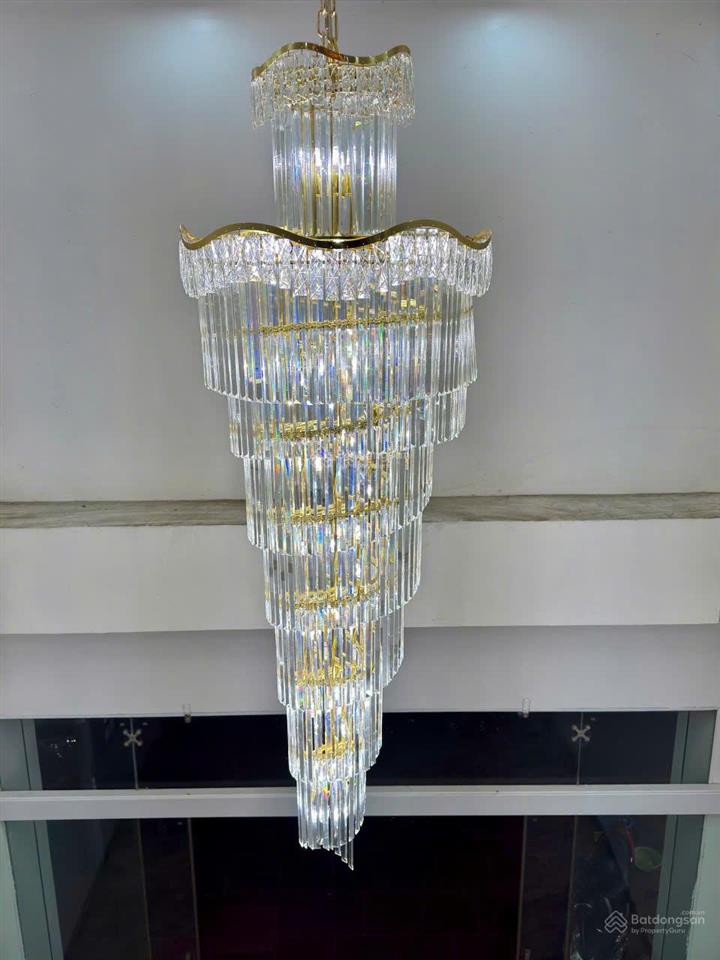 Chủ nhà cần tiền  bán đất tặng nhà 6 tầng tại đồng xép, bắc ninh