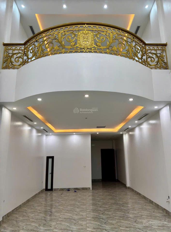 Chủ nhà cần tiền  bán đất tặng nhà 6 tầng tại đồng xép, bắc ninh