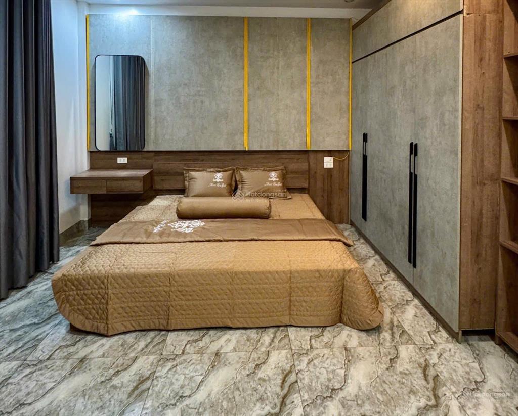 Chủ nhà cần tiền  bán đất tặng nhà 6 tầng tại đồng xép, bắc ninh