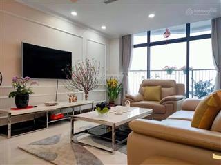 Bán căn góc đông nam 3pn golden park 105m2,sẵn sổ, lót xe ô tô, tầng trung.  0911 717 ***