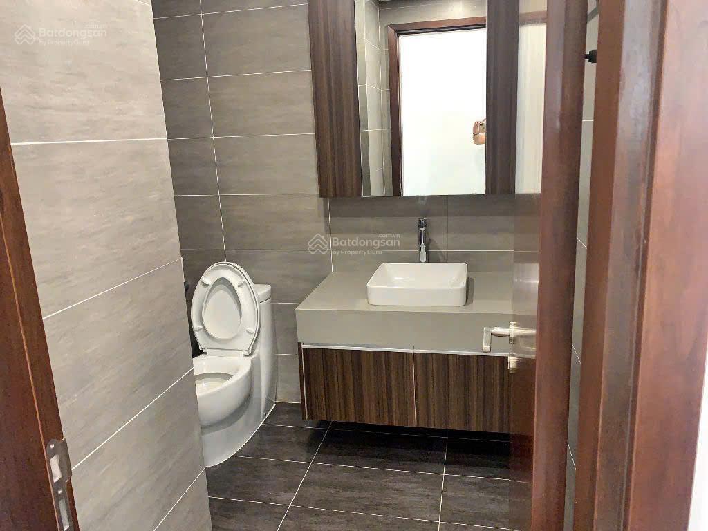 Bán căn 2pn hoa hậu 6th element. 83m2 tầng cao view hồ starlake. sắn sổ, lót xe.  0911,717,886