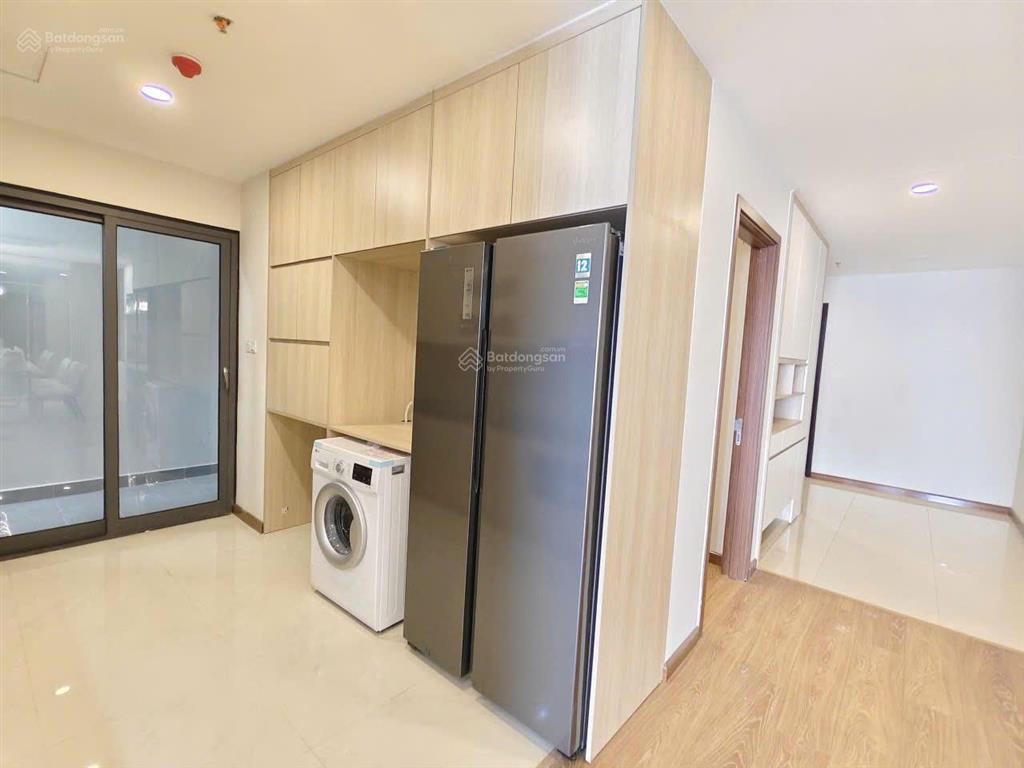Cho thuê căn hộ 148m² 3pn + giá 25tr/m2. discovery cầu giấy, full nt, lót xe.  0911,717,886