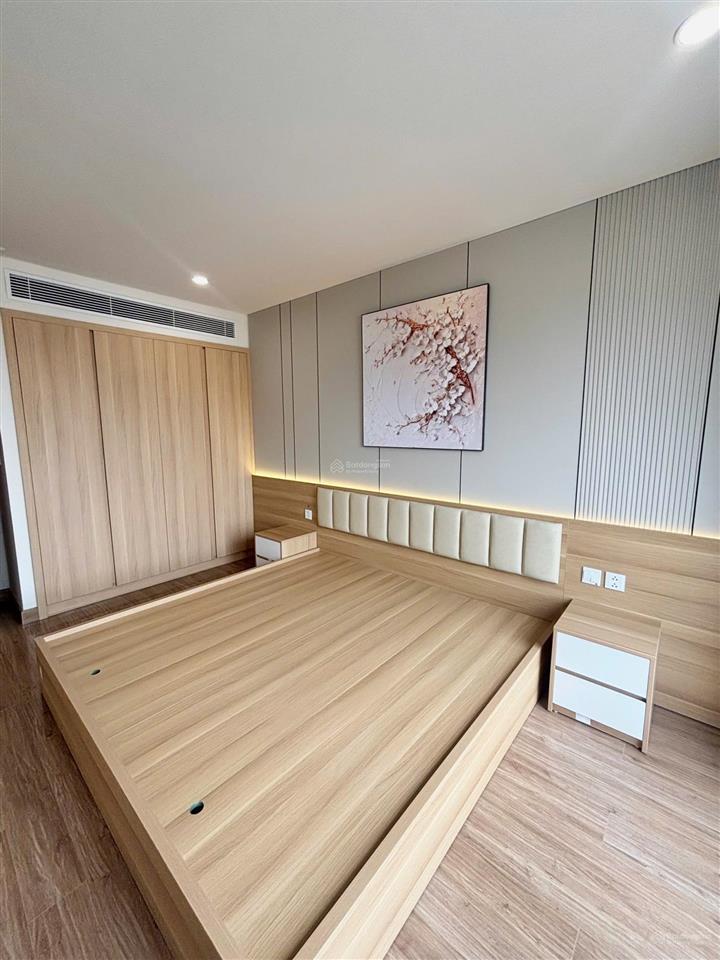 Sky park căn 78,3m2 hướng mát. 2pn 1 đa năng, full nt sẵn sổ. giá chỉ 9,5 tỷ có tl  0911 717 ***