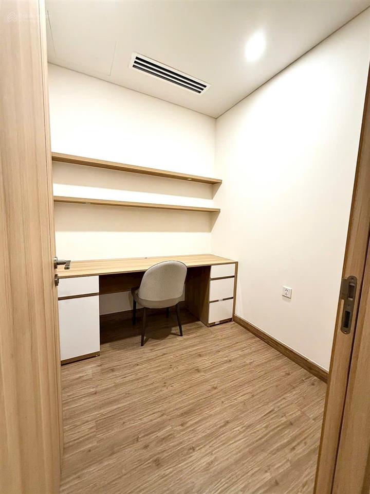 Sky park căn 78,3m2 hướng mát. 2pn 1 đa năng, full nt sẵn sổ. giá chỉ 9,5 tỷ có tl  0911 717 ***