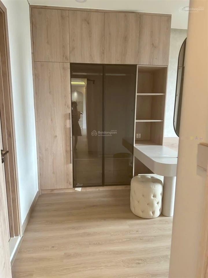Chính chủ bán căn hộ palm heights, 3pn,105m2 full nội thất cao cấp,mới đẹp,giá10.8tỷ bao thuế phí.
