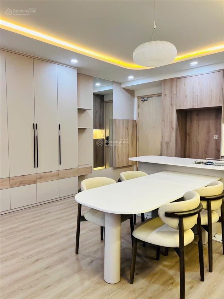 Chính chủ bán căn hộ palm heights, 3pn,105m2 full nội thất cao cấp,mới đẹp,giá10.8tỷ bao thuế phí.
