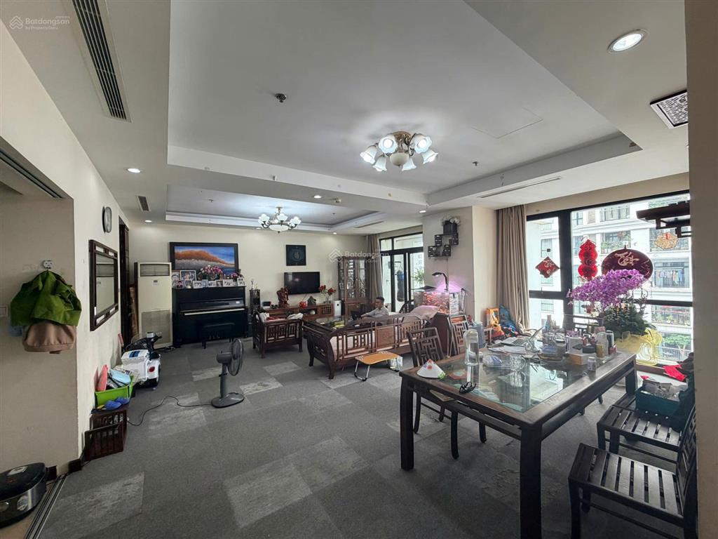 Chính chủ cần cho thuê chung cư royal city