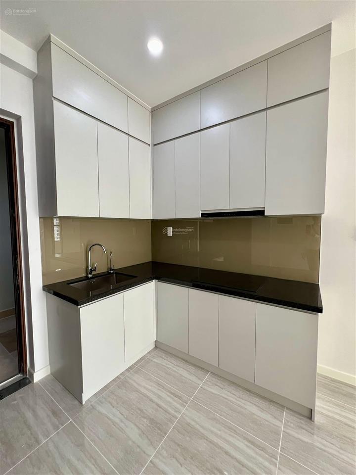 Bán căn 2pn tháp sapphire khu bcons city giá 2tỷ750 gọi 0939 200 ***