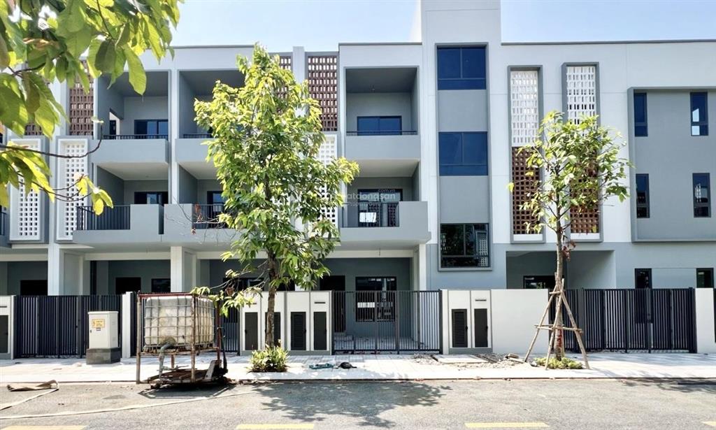 Bán nhà phố the meadow bình chánh  nhận nhà mới, chiết khấu lên đến 7%, thanh toán giãn 3 năm