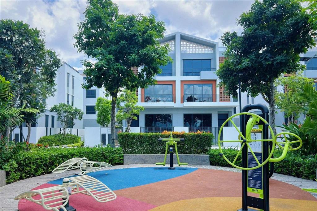 Nhà phố biệt thự song lập the meadow 10x20giá gốc cđt