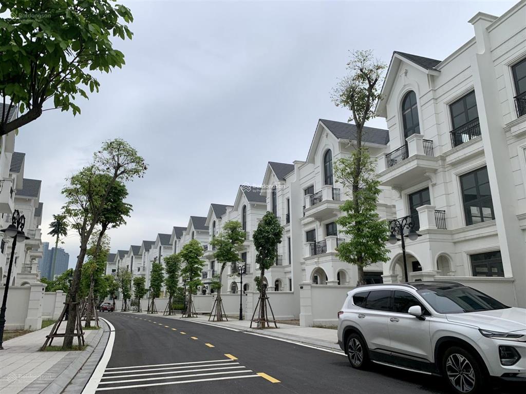 Giá rẻ chính chủ cần bán căn bt liền kề shophouse đường lớn kinh doanh tốt, 19 tỷ  0977 146 ***