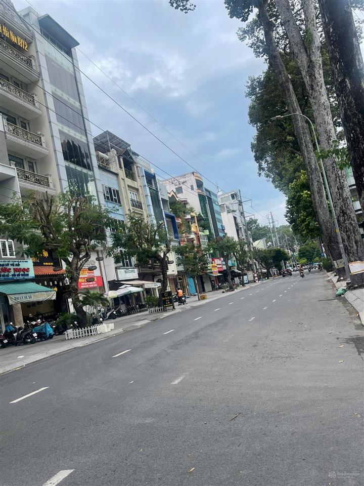 Bán nhà mt hùng vương quận 5 dt 4x15 7 tầng thang máy gần an đông plaza.