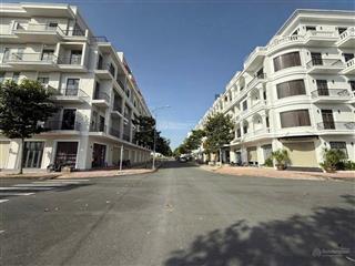 Bán nhà phố liền kề, nhà thô khu hành chính, 5,2 tỷ, 108m2, võ văn kiệt, p. long châu, vĩnh long