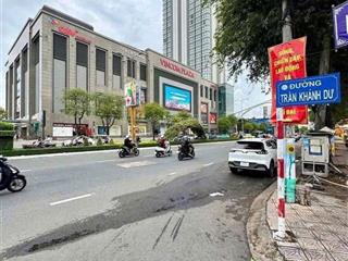Bán nhà 19 tỷ 1 trệt 2 lầu mặt tiền đường 30/4 cần thơ, đối diện vincom xuân khánh