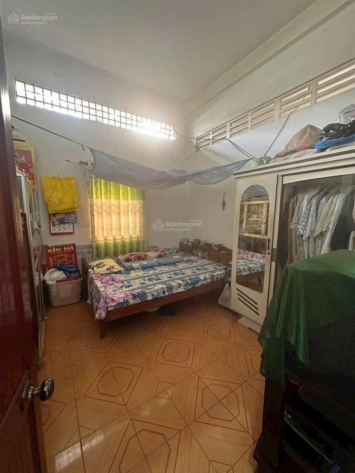 Bán nhà mặt tiền đường phạm hùng 6 tỷ gần bệnh viện xuyên á 303 mét vuông, tỉnh vĩnh long