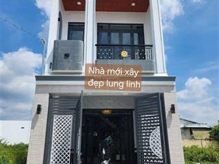 Nhà mới đẹp 1 lầu 2,65 tỷ kdc minh linh, p thanh đức, tỉnh vĩnh long