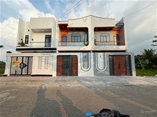 Bán 01 căn nhà phường long châu p2 cũ p long châu kdc sau lưng sân vận động, tỉnh vĩnh long