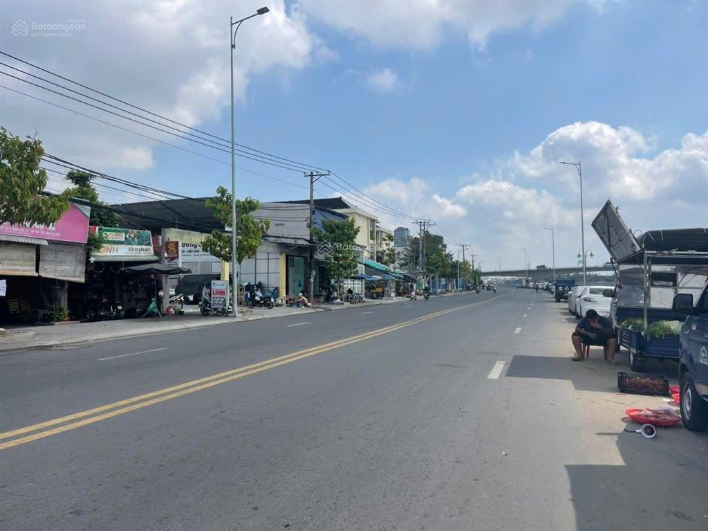 Nhà 262m2 20,5tỷ mặt tiền đường tầm vu bờ kè view sông cần thơ, gần vincom xuân khánh, tp cần thơ