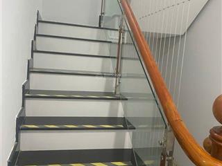 Bán gấp nhà 3 lầu mặt phố 110m2, 7 tỷ tại phó cơ điều, p.3, tp. vĩnh long