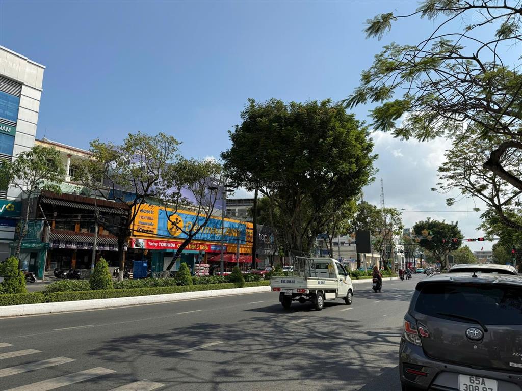 Bán nhà mặt phố mặt tiền đại lộ hòa bình, tân an, quận ninh kiều, cần thơ, chỉ với 27 tỷ, 71 m2