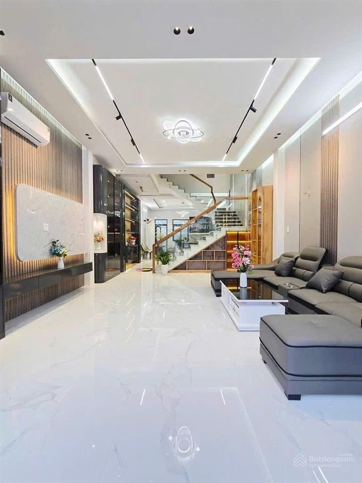 Nhà 6,3 tỷ 1 trệt 2 lầu đường d3 kdc hồng loan, p cái răng, tp cần thơ