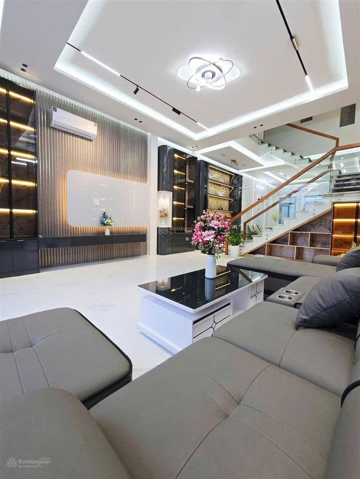 Nhà 6,3 tỷ 1 trệt 2 lầu đường d3 kdc hồng loan, p cái răng, tp cần thơ