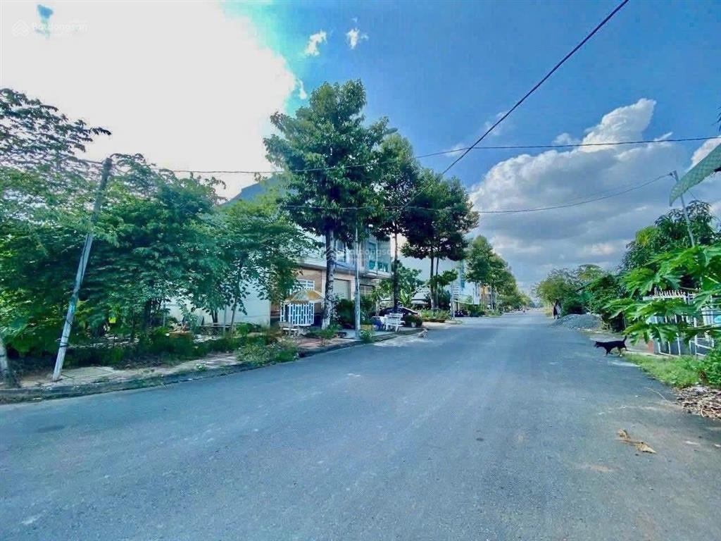 Cặp gốc 200m2 15,5 tỷ đường a6  b13 kdc hưng phú 1, tp cần thơ