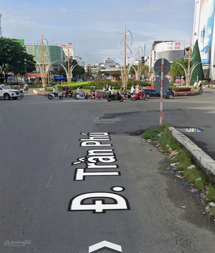 Bán nhà mặt tiền trần phú gần vòng xoay cmt8, dòng tiền ổn định 30tr/tháng, tp cần thơ
