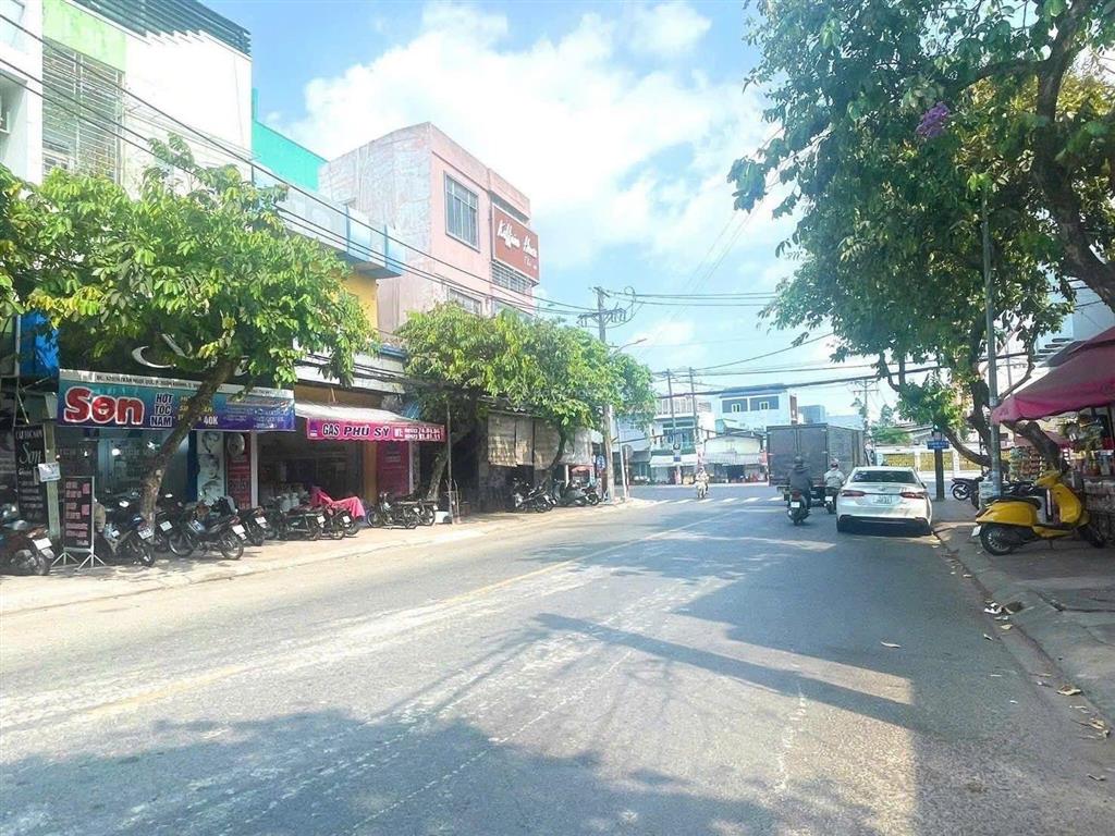 Bán nhà 1 trệt 1 lầu mặt tiền đường trần ngọc quế gần mặt tiền đường 30/4, 10 tỷ, tp cần thơ